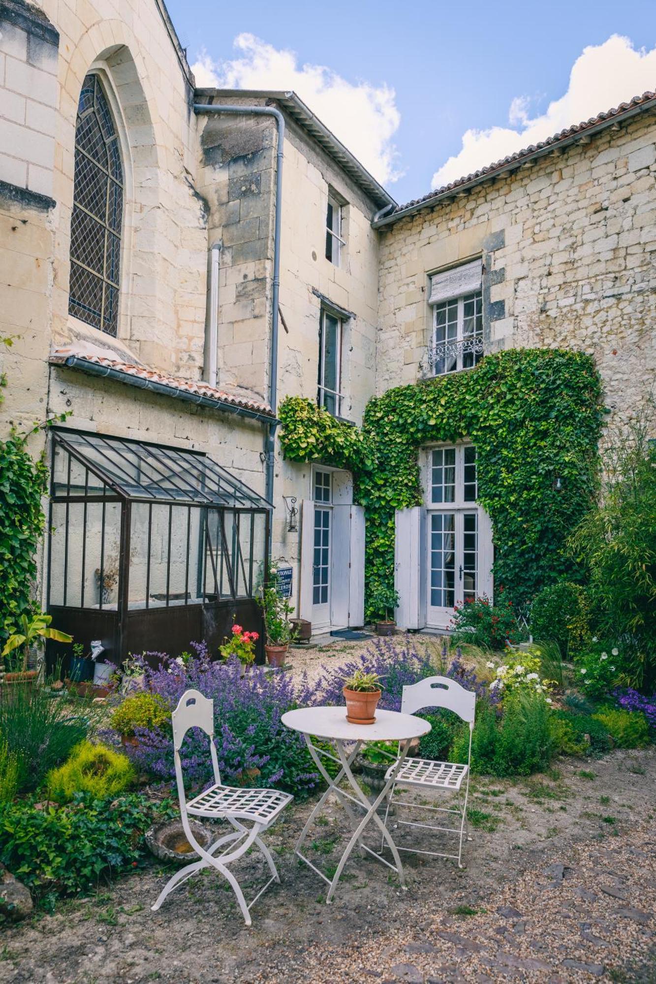 Hotel Le Prieure Sainte Croix à Loudun Extérieur photo