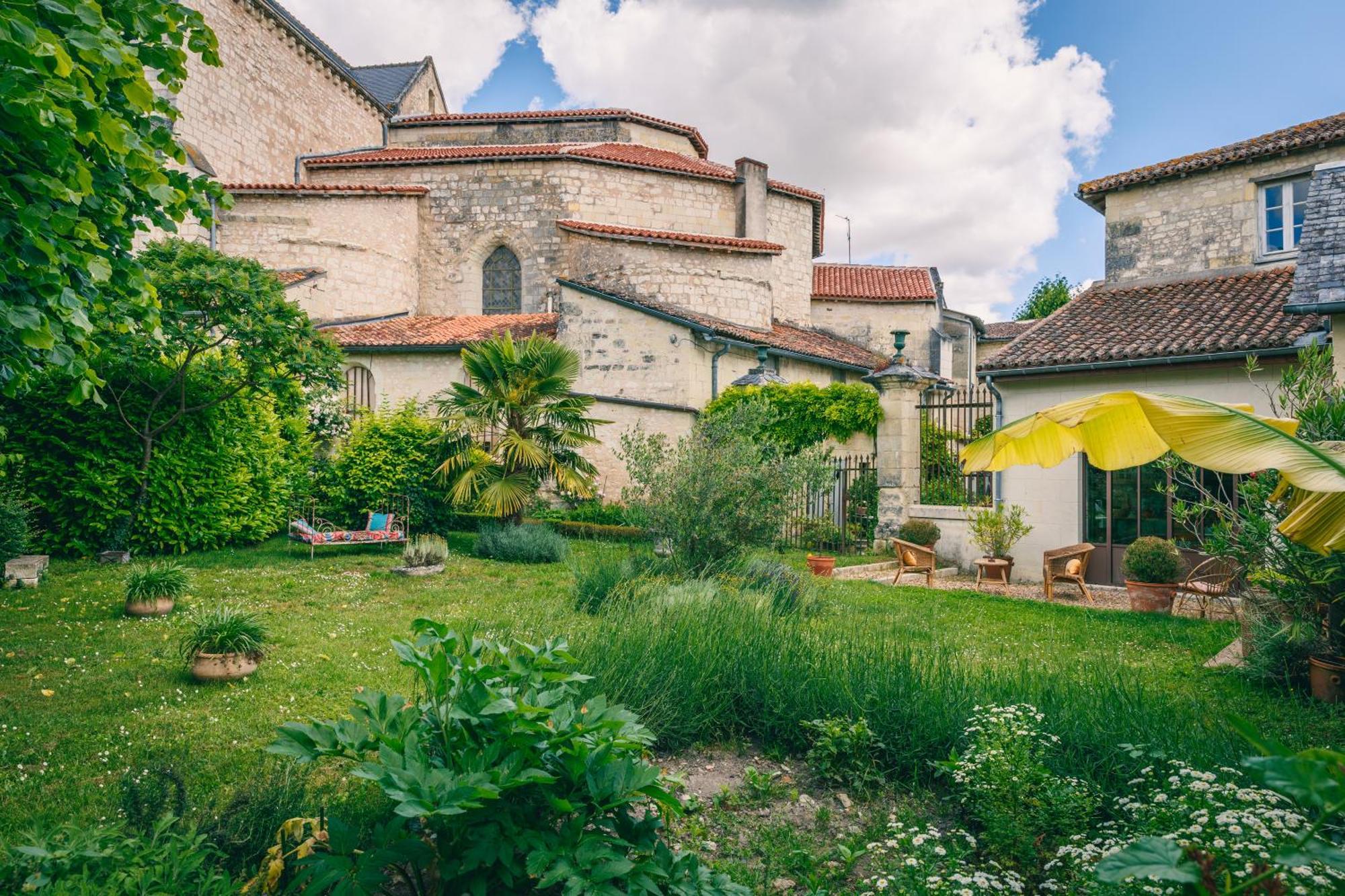 Hotel Le Prieure Sainte Croix à Loudun Extérieur photo