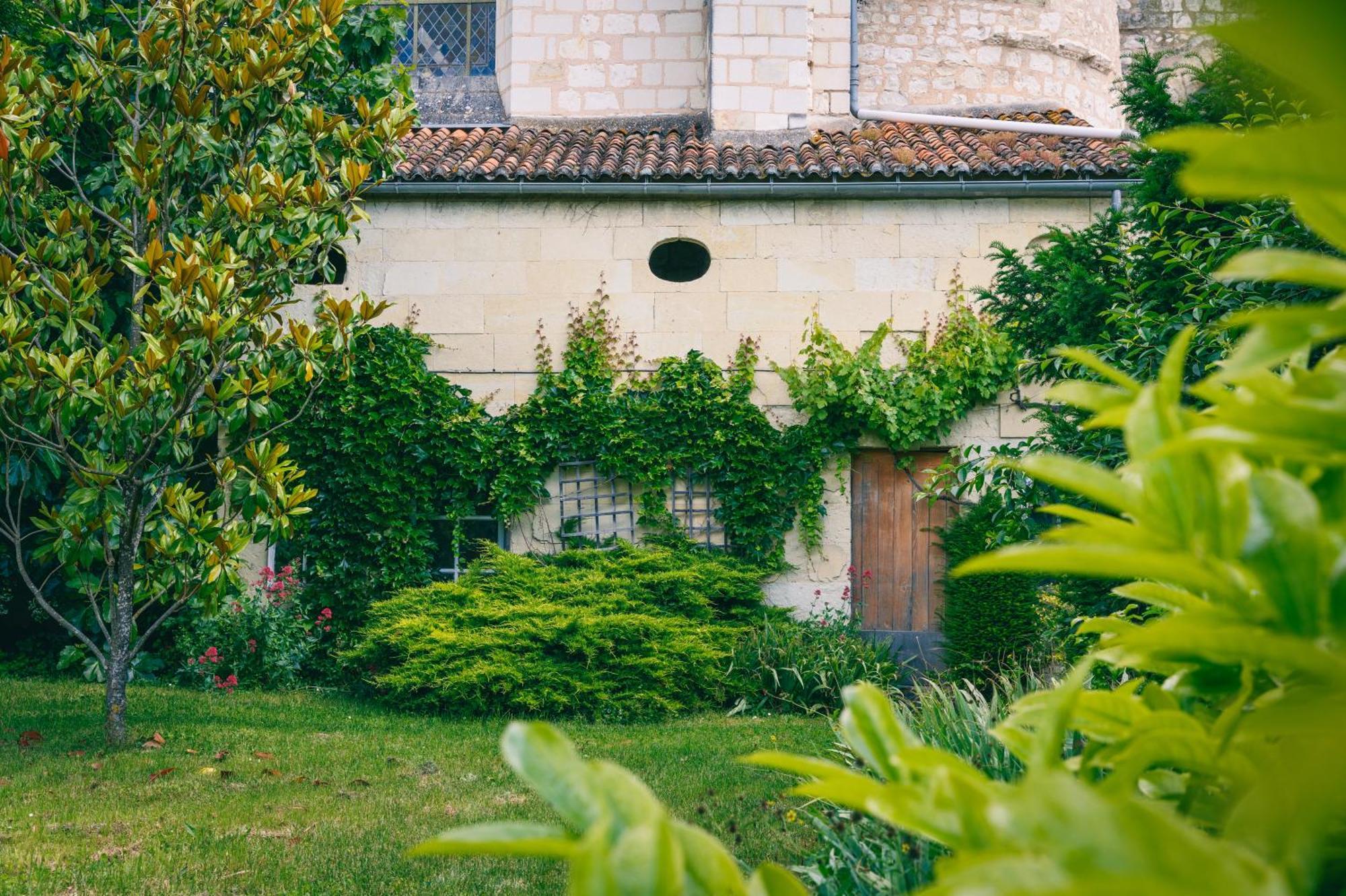 Hotel Le Prieure Sainte Croix à Loudun Extérieur photo