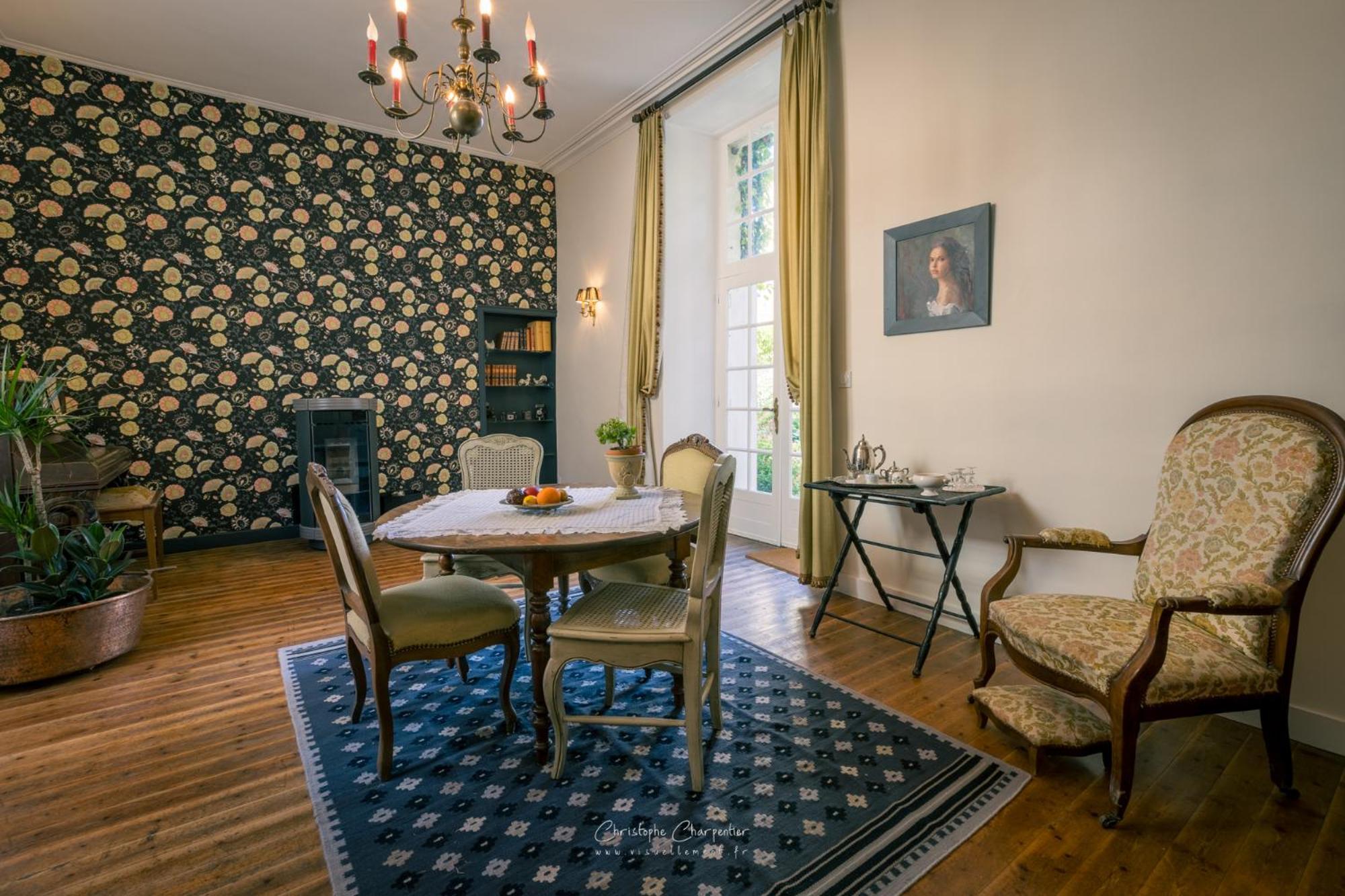 Hotel Le Prieure Sainte Croix à Loudun Extérieur photo