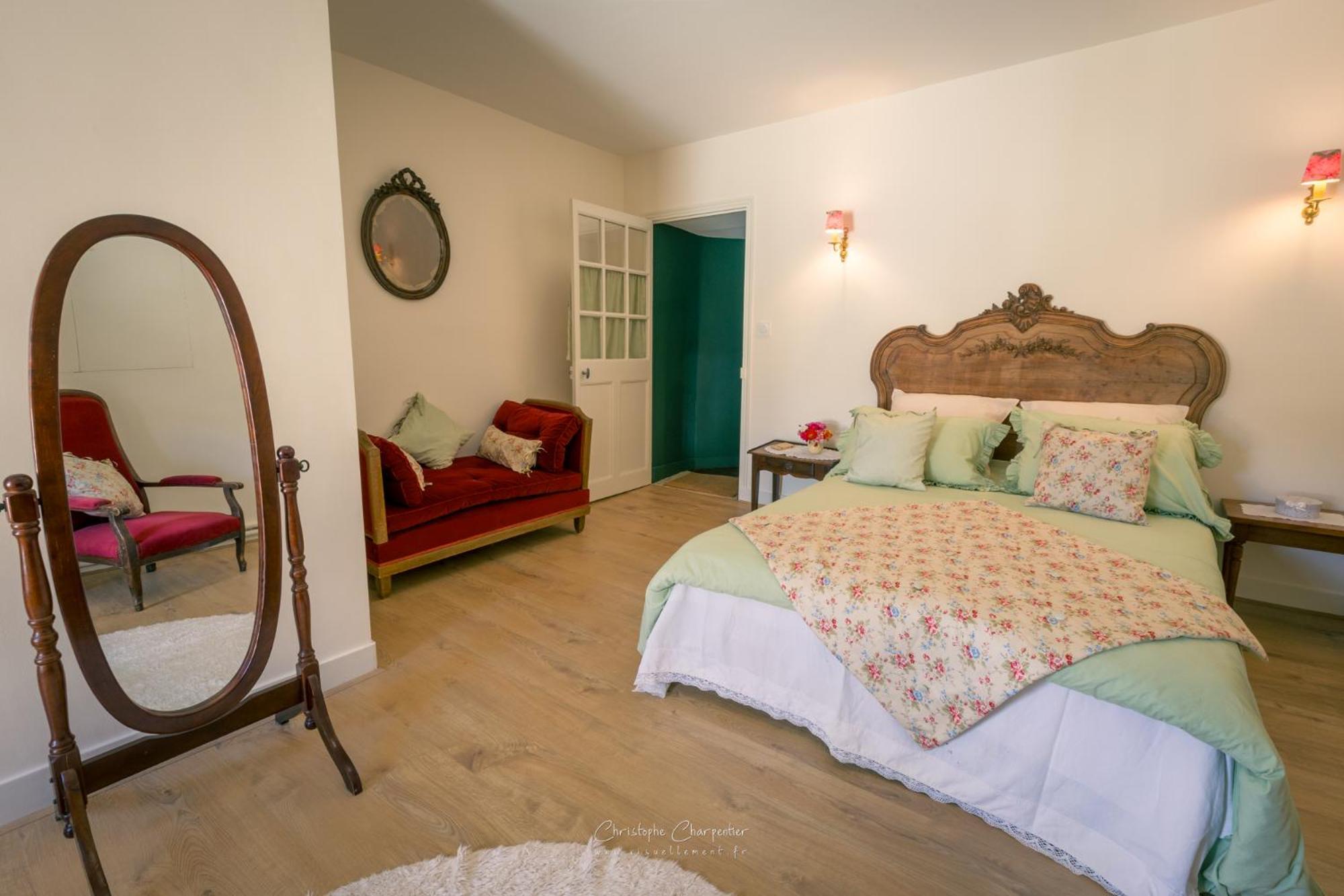 Hotel Le Prieure Sainte Croix à Loudun Extérieur photo